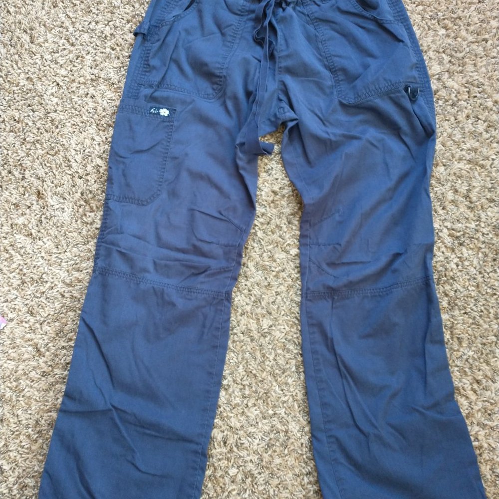 4 pair Scrub bottoms Koi, & WonderWinks - Picture 2 of 11